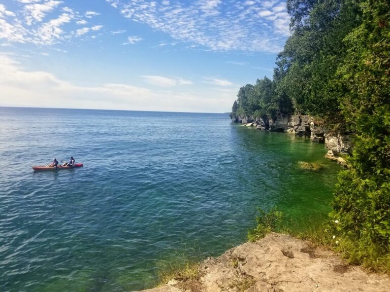 9+ Amazing Stops on Your Lake Michigan Circle Tour